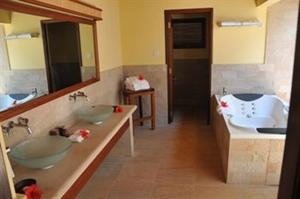 Vannituba majutusasutuses Cerf Island Resort