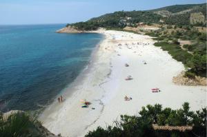 Zdjęcie z galerii obiektu Studios Chrissi w Limenárii