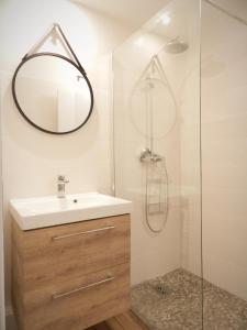 Ванная комната в B&B Bordeaux Saint Michel