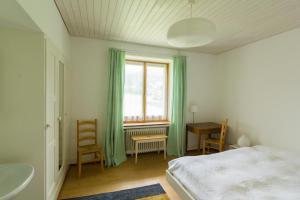Posteľ alebo postele v izbe v ubytovaní Edelweiss Haus Collina