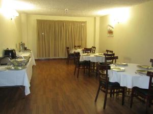 Reštaurácia alebo iné gastronomické zariadenie v ubytovaní Maluti Stay Lodge