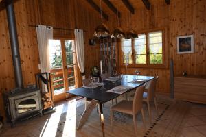 Fotografie z fotogalerie ubytování Chalet Mon Rêve v destinaci Savièse