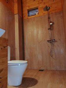Een badkamer bij The Cabin Ella