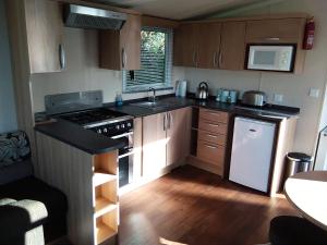 Gallery image of A11 Hendre Coed Isaf static caravan in Barmouth