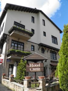 Budova, v ktorej sa hotel nachádza