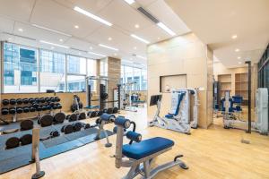 ภาพในคลังภาพของ Golden Central Hotel Serviced Residence-Xin Hao E Du金中环服务公寓新浩e都店 ในเซินเจิ้น
