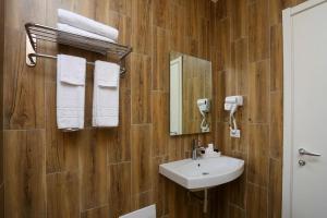 Koupelna v ubytování Emerald Boutique Hotel