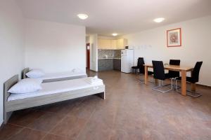 Fotografie z fotogalerie ubytování Summer Vibes Apartments v Novalji