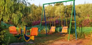 Herní místnost nebo prostor pro děti v ubytování Les Jardins Yasmina Bin el-Ouidane