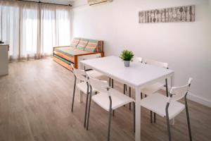 Postel nebo postele na pokoji v ubytování Apartments Sorrabona