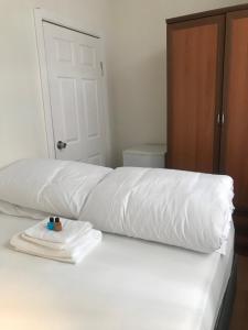 Postel nebo postele na pokoji v ubytování Kalkedon Hostel