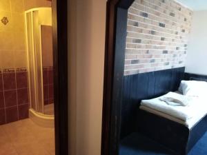 Ένα μπάνιο στο Hotel Chicago