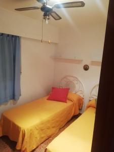 Posteľ alebo postele v izbe v ubytovaní CANCÚN III Solo Familias Serviplaya