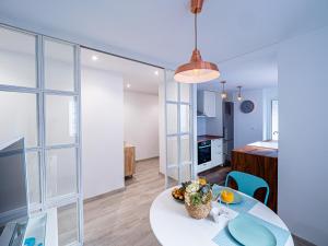 Kuchnia lub aneks kuchenny w obiekcie PREMIUM BEACH DESIGN - La Malagueta