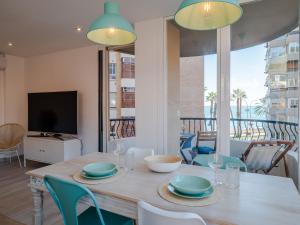 Telewizja i/lub zestaw kina domowego w obiekcie PREMIUM BEACH DESIGN - La Malagueta