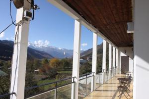 Gallery image of Eka's guest house in Mestia