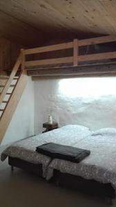Łóżko lub łóżka w pokoju w obiekcie Geres, mountain's house – Casa Velha Guest House