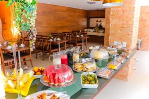 Comida no hotel ou em algum lugar perto