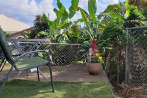 Gallery image of Somewhere over the Rainbow Loft with AC Hilo in Hilo