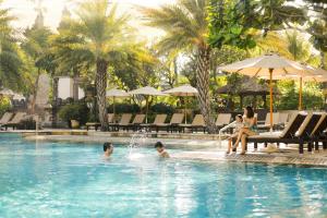 Bazén v ubytování Padma Resort Legian nebo v jeho okolí
