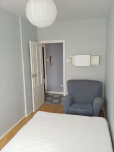 Voodi või voodid majutusasutuse Apartament Saski toas