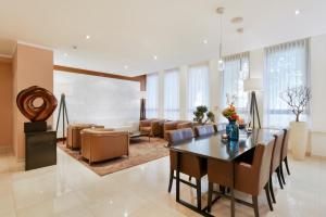 Posezení v ubytování ACHAT Hotel München Süd