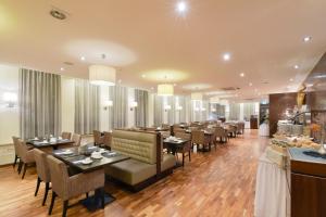 Restaurace v ubytování ACHAT Hotel München Süd