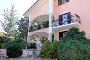 Budova, kde se bed and breakfast nachází