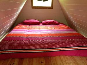 Postel nebo postele na pokoji v ubytování Camping Domaine de Mepillat