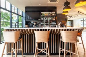 B&B HOTEL Paris Porte des Lilas酒廊或酒吧区