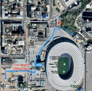eine Karte einer Stadt mit einem Fußballfeld in der Unterkunft Campus Community A-Hotel in Kiew