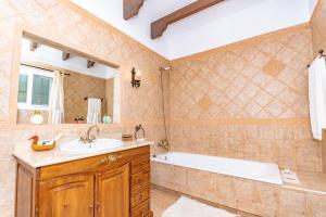 Kúpeľňa v ubytovaní Cubo's Villa Ana Valtocado