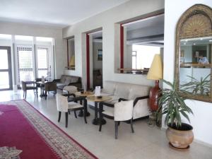 HOTEL KAMAL CITY CENTER的休息区