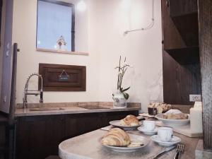 Nhà bếp/bếp nhỏ tại Angolo Dei Priori - city center-