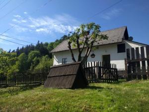 Budova, v ktorej sa dovolenkový dom nachádza