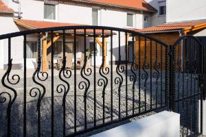 Balkón alebo terasa v ubytovaní Csigaház Apartman