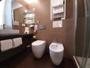 A bathroom at Hotel Palazzo Vannoni Még 35 kép