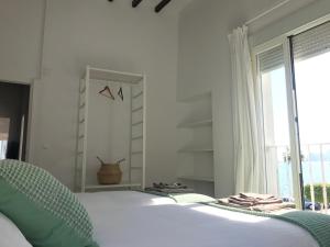 A bed or beds in a room at ALTEAMAR