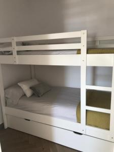 A bed or beds in a room at ALTEAMAR