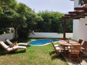 Der Swimmingpool an oder in der Nähe von Dream Villa with private pool at Tortuga Beach Resort