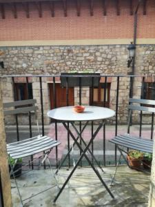 A balcony or terrace at Covaleda naturazleza y relax