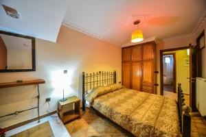 A bed or beds in a room at Abelos Villas