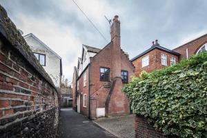 Gallery image of Octagon Cottage in Norwich