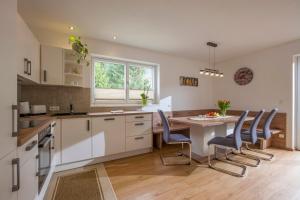 Kuchyň nebo kuchyňský kout v ubytování Ferienwohnung Thaler + 4 fotografie