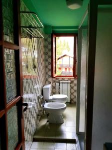 Koupelna v ubytování Monterosa Apartment - Champoluc #Bluchalet