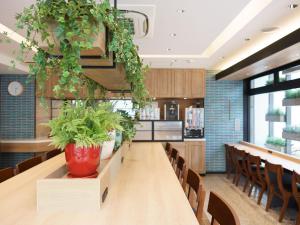 Kuchyň nebo kuchyňský kout v ubytování Super Hotel Umeda Higobashi