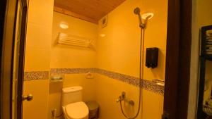 Bathroom sa 墾丁好消息民宿Good News