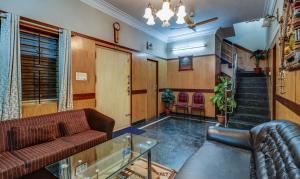 Posezení v ubytování Itsy Hotels Shree Comforts