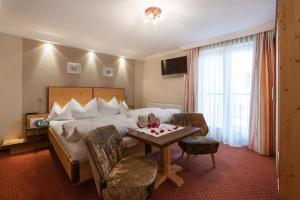 TV a/nebo společenská místnost v ubytování Hotel Ehrenreich