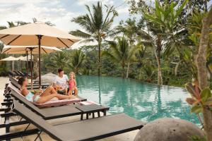 Bazén v ubytování Padma Resort Ubud nebo v jeho okolí